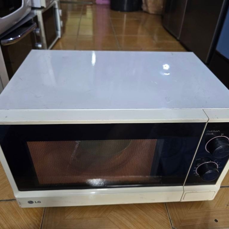 03-310869PG  ไมโครเวฟ  LG    ขนาด 24 ลิตร  มือ2