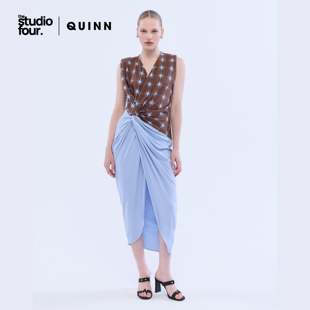 QUINN - Quinn Star Front Knotted Midi Dress ชุดเดรส  (Q26FGWB019)