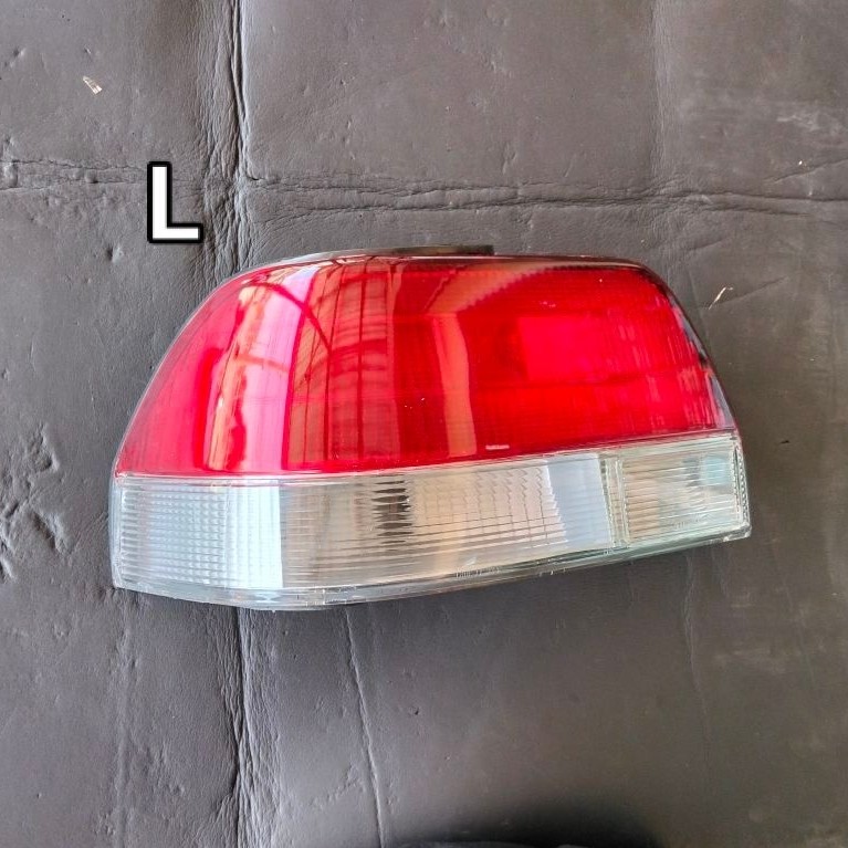 ไฟท้าย AE110 ขาว-แดง แต่ง, TOYOTA