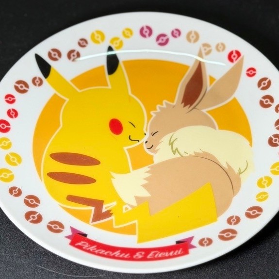 จานเซรามิค Pokémon: Let's Go! Pikachu and Eevee Ceramic Plate