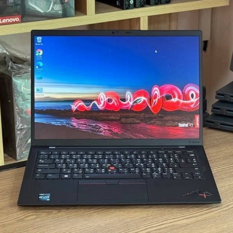Lenovo Thinkpad X1 Carbon Gen 10 Intel i7-1255U SSD512GB RAM16GB Win11Pro สำหรับงานผุ้บริหาร  มีรอยฝ
