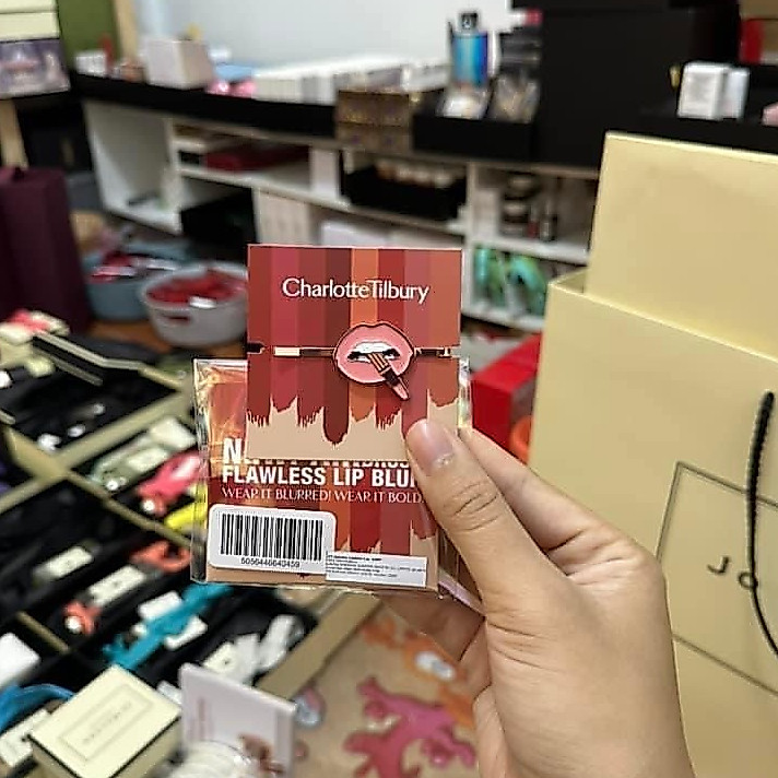 [ มีให้เลือกแบบค่ะ ] กิ๊ฟติดผม Charlotte Tilbury
