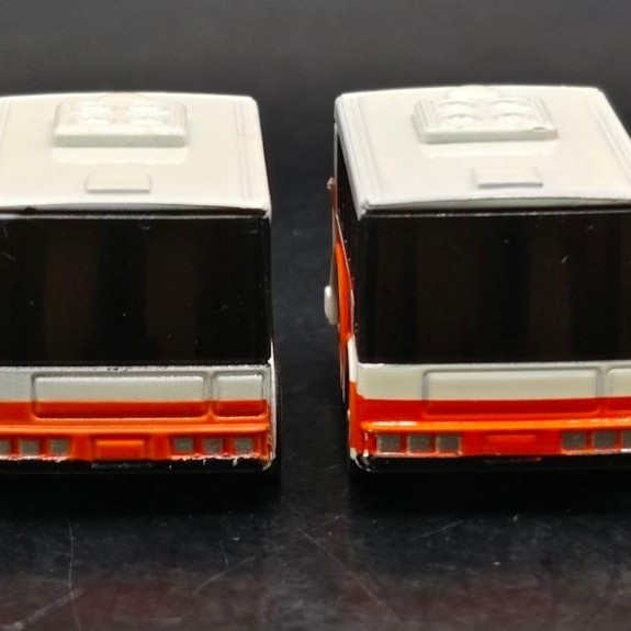 Q1 โมเดลรถพลาสติก Choro Q Pullback toy bus 2 คัน
