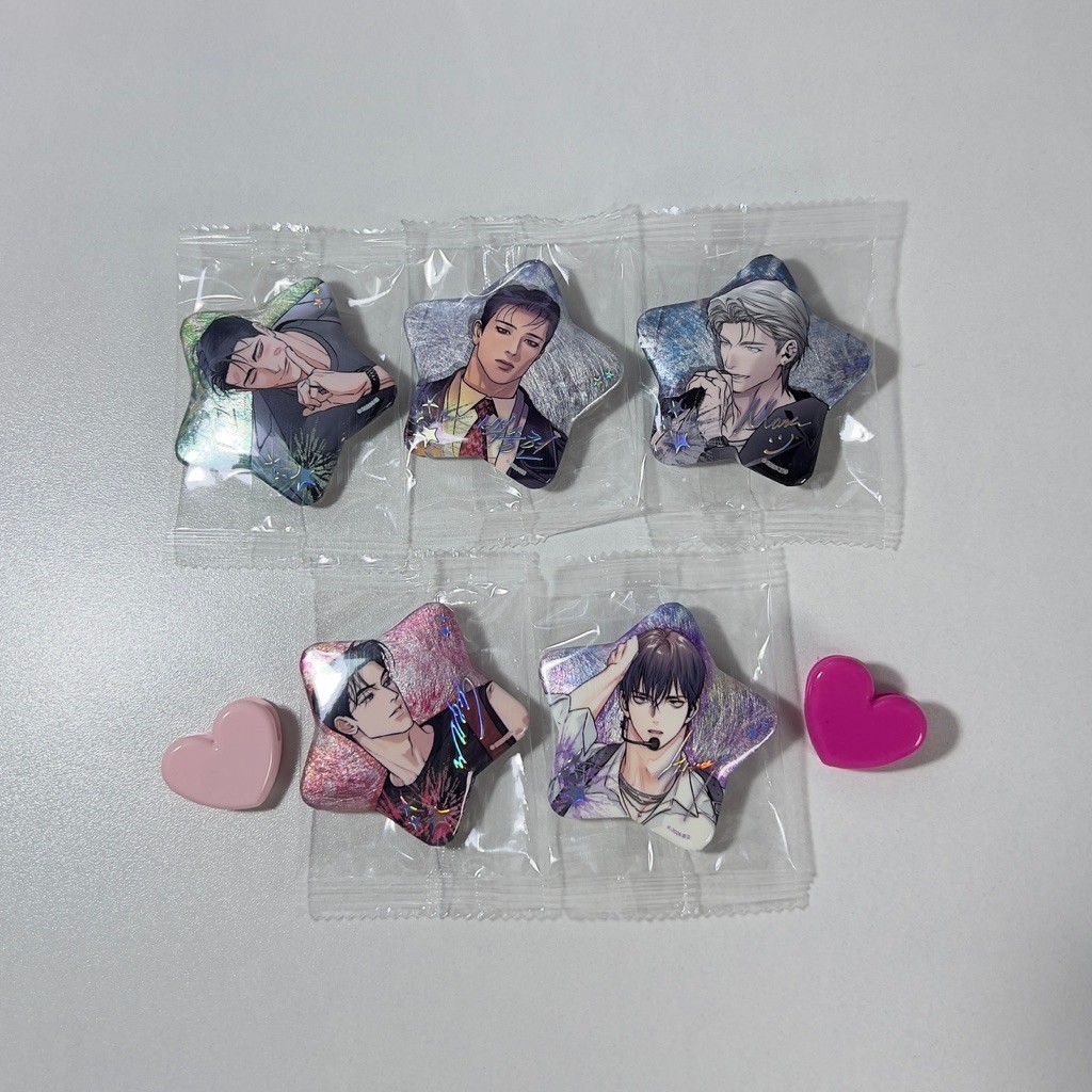 เข็มกลัด spaklz manhwa bl