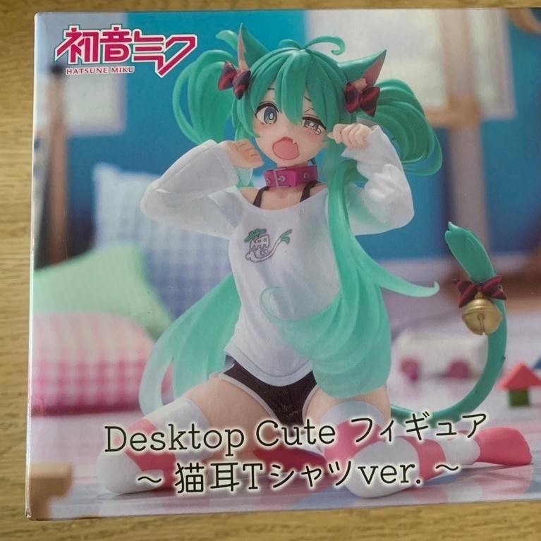 มือหนึ่ง พร้อมส่ง Desktop Cute Figure - Hatsune Miku - Nekomimi T-shirt Ver. Lot: JP