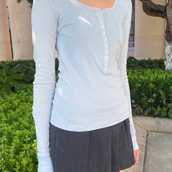 พร้อมส่ง 🎀 Brandy Melville | Zelly Top - Light Blue