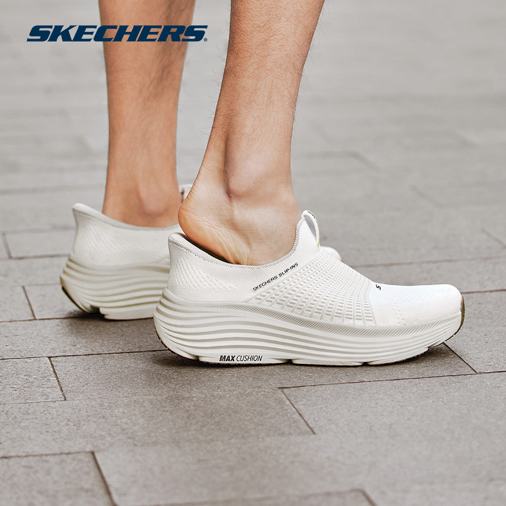 Skechers สเก็ตเชอร์ส รองเท้าผู้ชาย Men Slip-ins Performance Max Cushioning Endeavour Shoes - 220612-