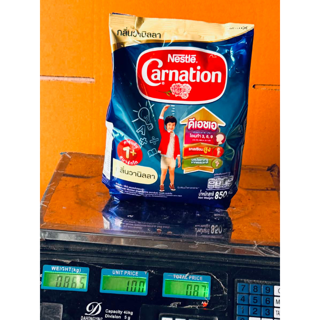 CARNATION นมผงคาเนชั่นสูตร 1+ , 3+ รสวานิลลา  (ขนาด 850/1400 กรัม)