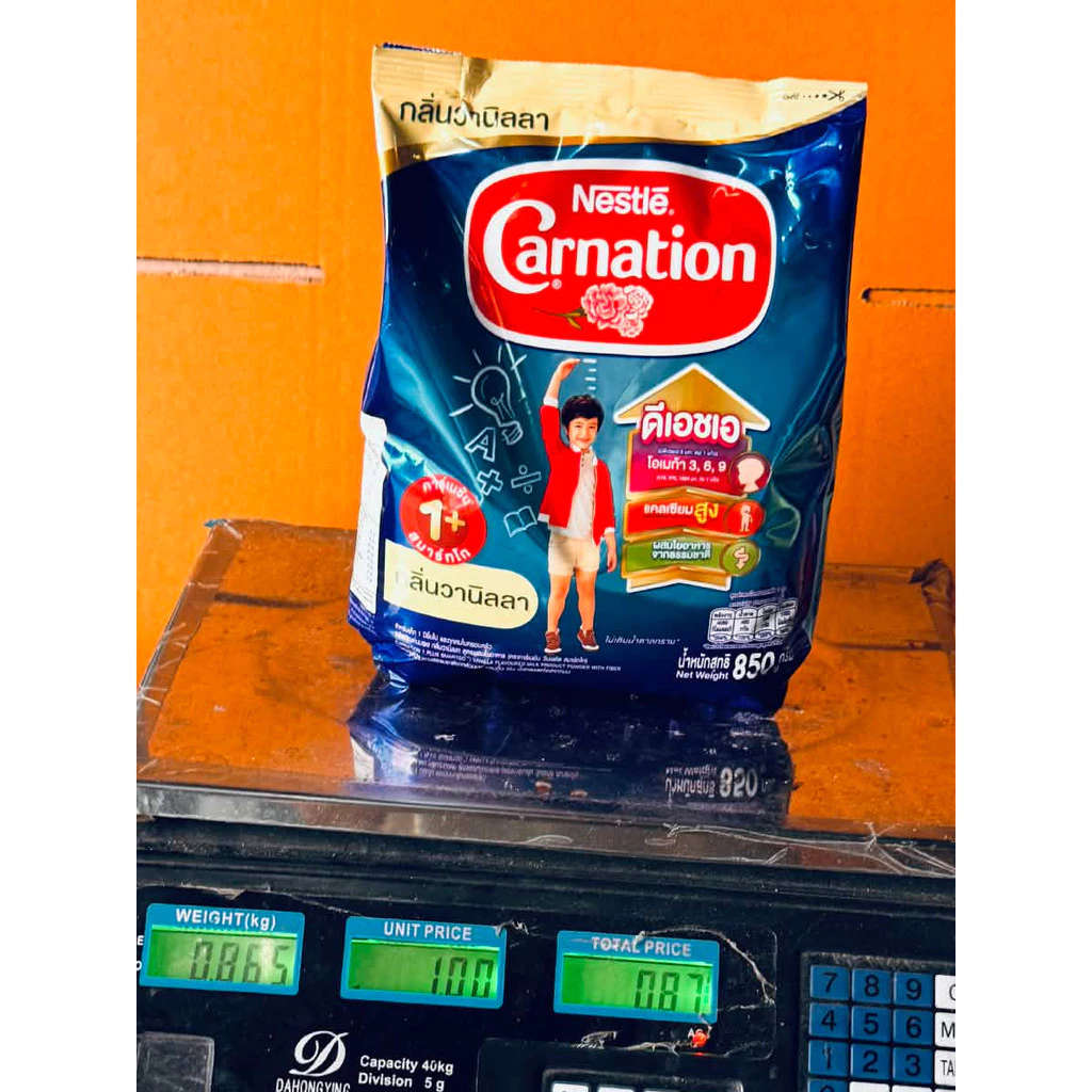 CARNATION นมผงคาเนชั่นสูตร 1+ , 3+ รสวานิลลา (ขนาด 850/1400 กรัม)
