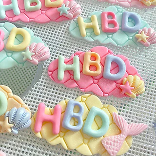 Madame Sugar: น้ำตาลกัมเพส ”ป้ายHBD” ปัดเงาวิ้งๆ เลือกสีได้ 🎂: มาดามซูการ์