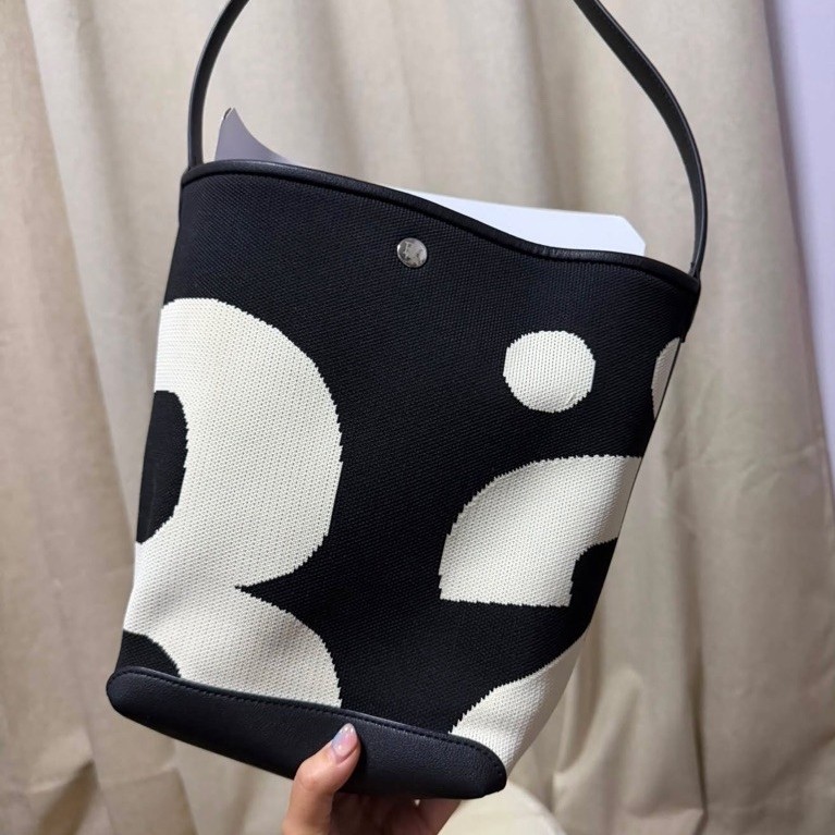 Rally movement The bag