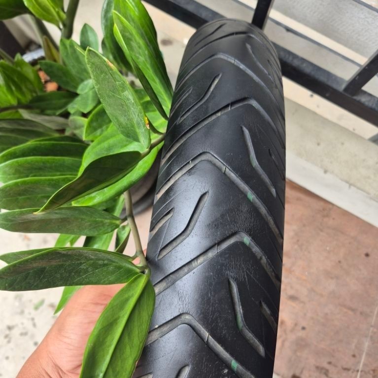 ยาง ยางเปอร์เซ็นต์ขอบ 21 Bridgestone