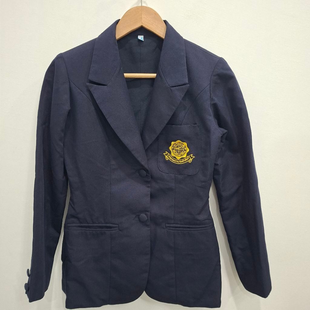 AUG 30/15 เสื้อสูท คณะพยาบาล มศว.ศรีนครินทร์วิโรฒ  อ 30×ย24 นิ้ว มือสอง (สีกรม)