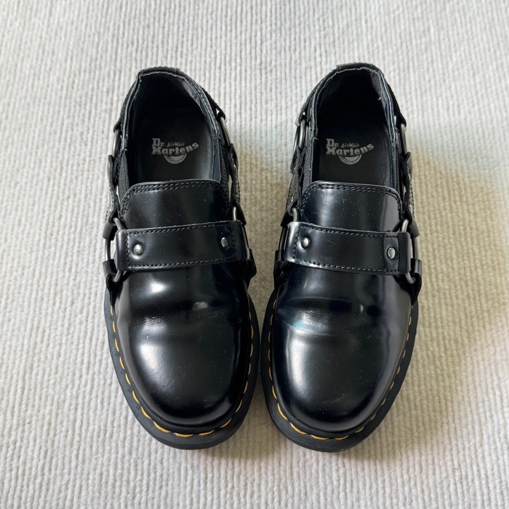 Dr. Martens รองเท้ามือสองของแท้ sz.37