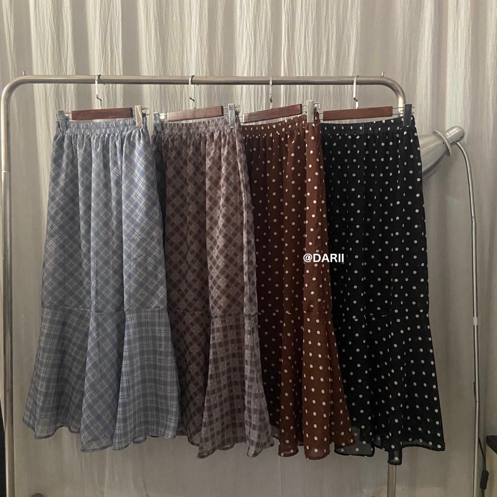 chiffon skirt — กระโปรงยาว ทรงหางปลา