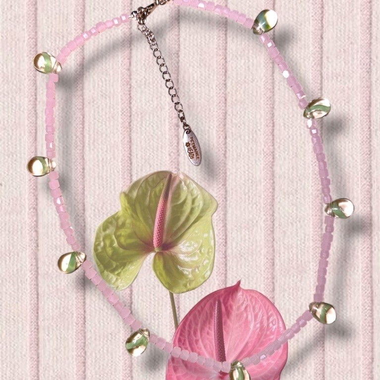 Lush Blush necklace 🩷💚
