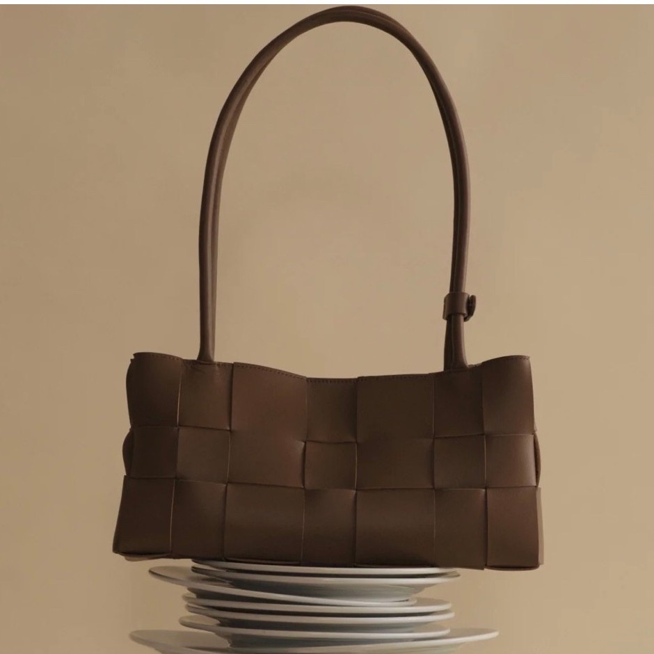 She Knows - Willow Woven Bag