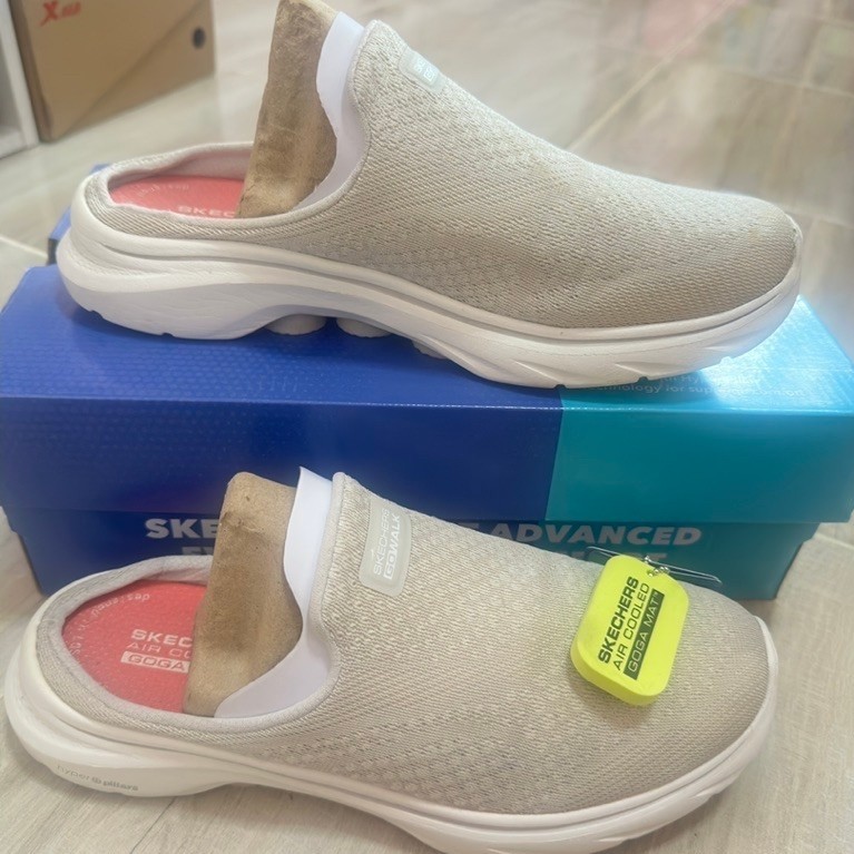 รองเท้า SKECHERS GO WALK 7 US 8