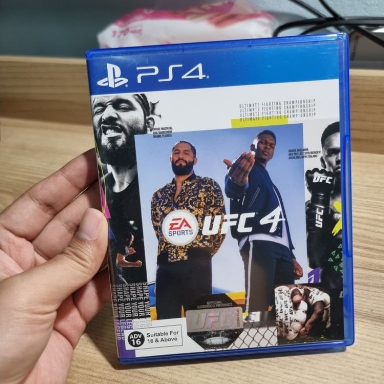 ​[มือ2] แผ่นเกม PS4 EA Sports UFC 4 สภาพใหม่มากๆ