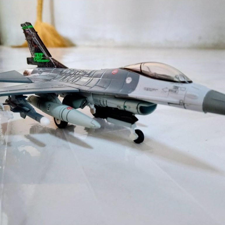 f16 โมเดลไทย ขนาด1/72