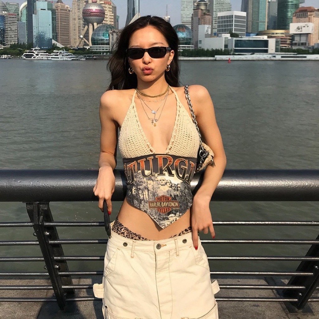 Crop top เสื้อกล้ามบราไหมพรมแต่งตัดต่อผ้าพิมพ์ลายสุดเท่