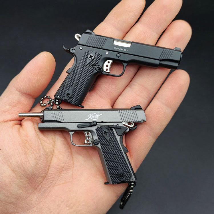 Metal Gun Model for PlayerUnknown's Battlegrounds1:3Upgraded Kimber1911Model Keychain Chicken Game W