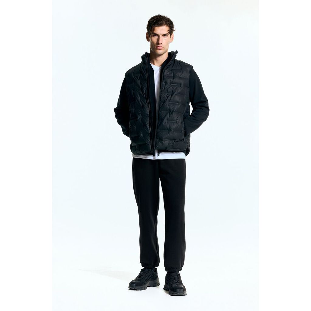 H&M(เอชแอนด์เอ็ม) กางเกงจ็อกเกอร์ทรงหลวมสำหรับกีฬา Men Loose Fit Sports joggers with DryMove™ 1294940_1