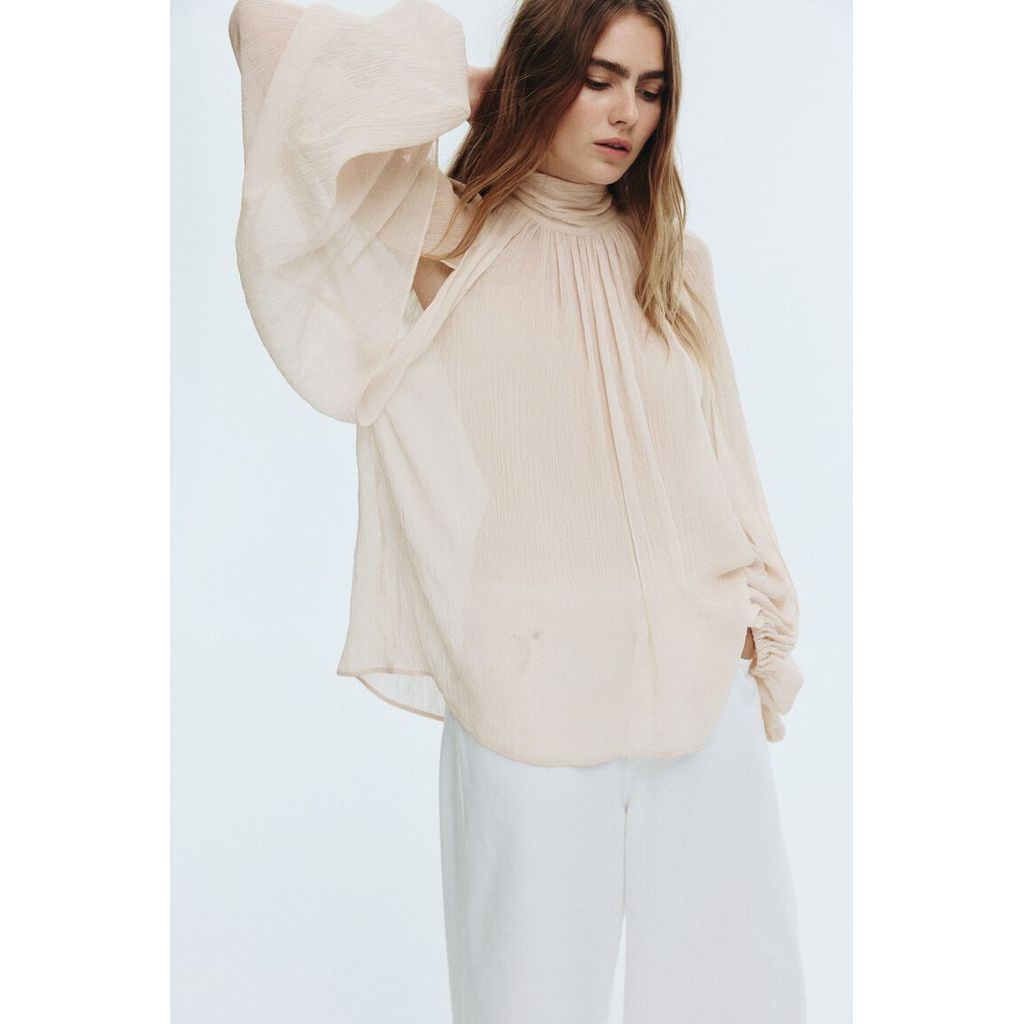H&M(เอชแอนด์เอ็ม) เสื้อเบลาส์คอผูกโบว์ Women Tie-neck blouse 1318502_1