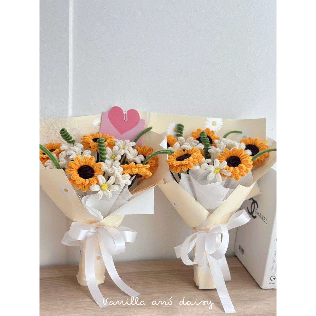 [มีส่งด่วน] ช่อดอกทานตะวัน 35 cm. ช่อดอกไม้ ช่อดอกกำมะหยี่ ปัจฉิม รับปริญญา วาเลนไทน์