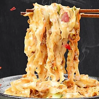 เส้นบะหมี่กังฟู เส้นริบบิ้น เส้นบะหมี่จีน ตาวเซียวเมียน เส้นบะหมี่ตัวดังในโซเชียล 利生刀削面 1kg