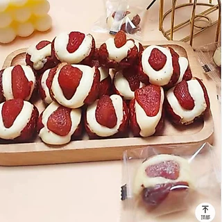 พร้อมจัดส่ง พุทรานมชีสไส้สตอเบอร์รี่🍓เปรี้ยวหวานอร่อย 250 กรัม