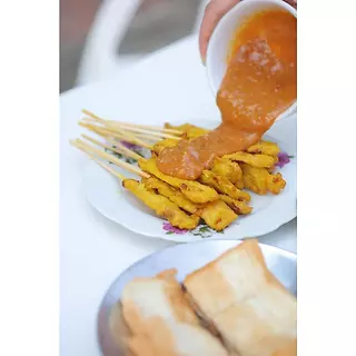 J-Lek (เจ๊เล็ก) น้ำจิ้มสะเต๊ะ ซอสสะเต๊ะ Satay Sauce (Thai Peanut Satay Sauce230g)