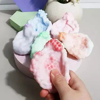 FG Soft Cloud Shape Squishy ของเล่นความเครียดบรรเทา Fidget Ball Sensory ของเล่นสําหรับ Office Home ผ่อนคลายเล่นสีสุ่ม HS