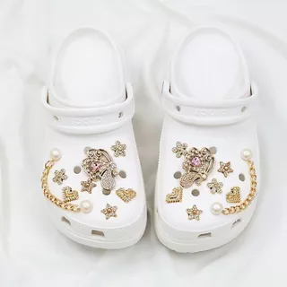 ส่งจากไทย 🪨🤍 จิบบิทตัวติดรองเท้าเพชร สวยหรู งานจริงสวยมาก somethingcute