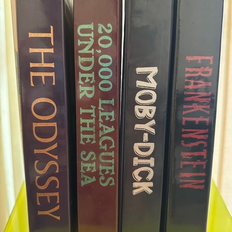 The Odyssey, Moby Dick, Frankenstein and 20,000 leagues under the sea Pop Up Book