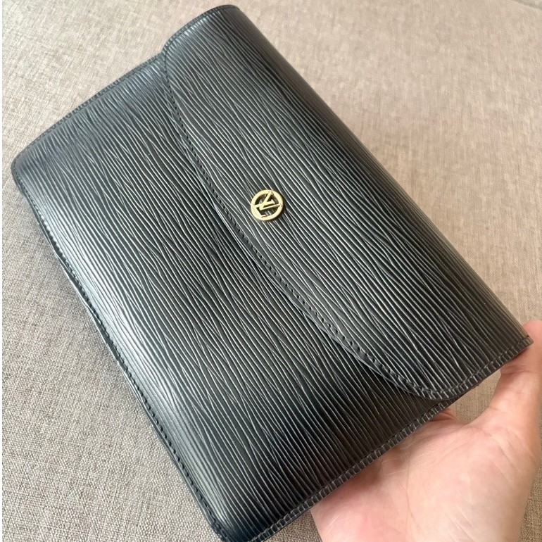 LV Epi Montaigne Pochette Clutch Bag
