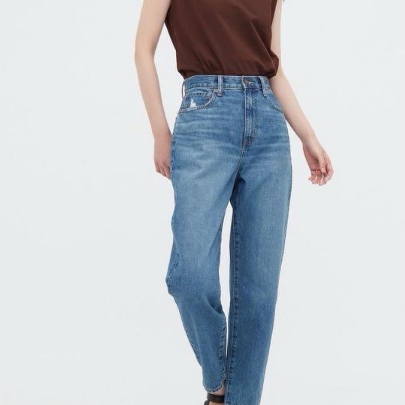 UNIQLO กางเกงยีนส์ทรงกระบอก PEG TOP HIGH RISE JEANS เอวสูง ปลายขารุ่ย(A2203)