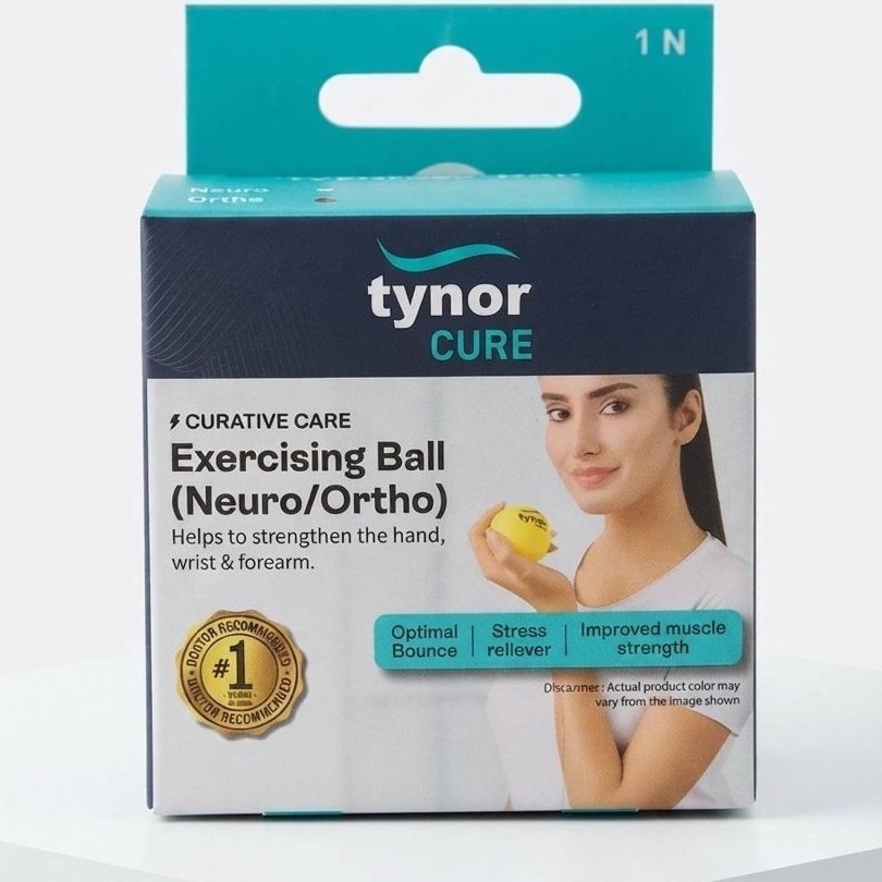 ลูกบอลบริหารมือ Tynor soft ball สีเหลือง มีความนิ่มและยืดหยุ่นได้ดีเหมาะในการใช้บริหารมือและข้อมือ บรรจุ 1 ลูก/กล่อง