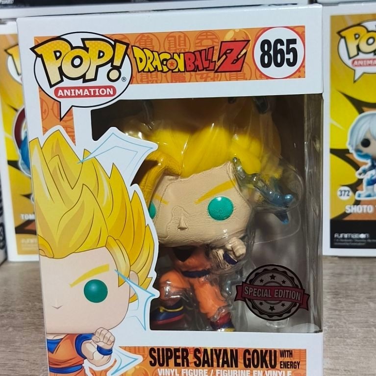 Funko Pop! : Dragonball Z - Super Saiyan Goku with Energy