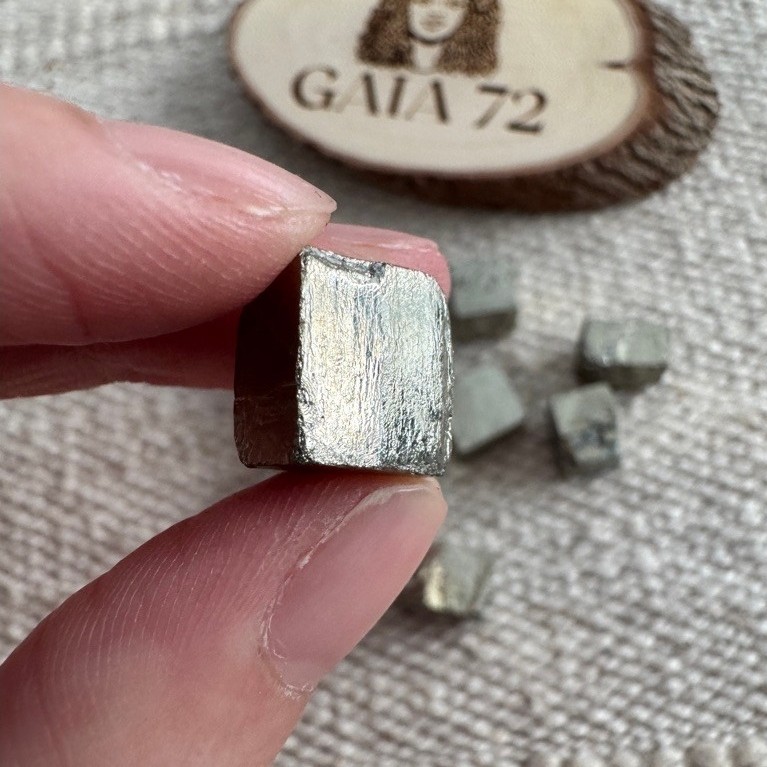 พร้อมส่ง ถ่ายจากสินค้าจริง หินแท้100% ไพไรต์ pyrite