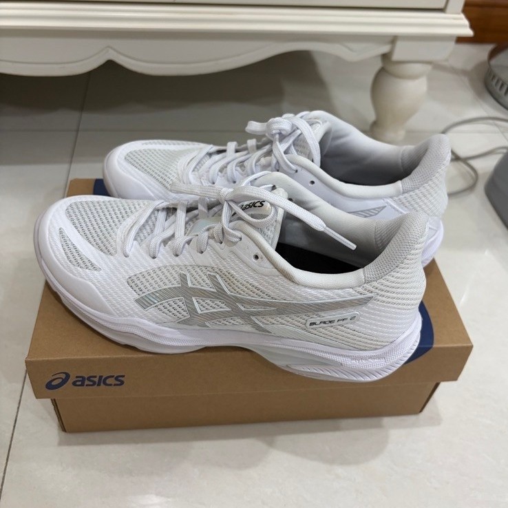 ASICS Blade FF2 ใส่แค่ครั้งเดียว สภาพ 90%