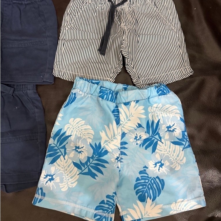 H&M แถมกางเกงฮาวาย size2T eur92 สูง90-95 ใส่ได้ค่ะ ของแท้