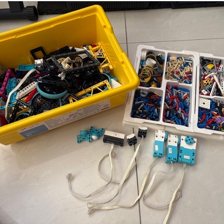LEGO แท้มือสอง Set B: Spike prime + Expansion set + ชิ้นส่วนเพิ่ม