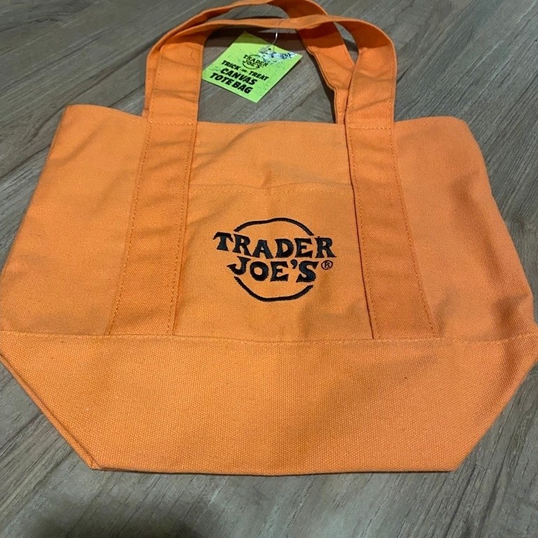Trader Joe’s Tote bag size small