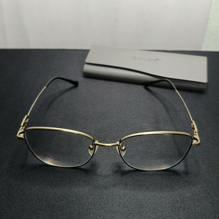 BOLON กรอบแว่นน้ำหนักเบา β-Titanium รุ่น B-H-7008 สภาพสวยพร้อมกล่อง