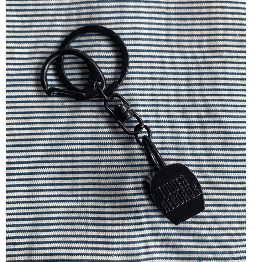 พวงกุญแจ Tower records wristbands keychain - ของมือสอง -