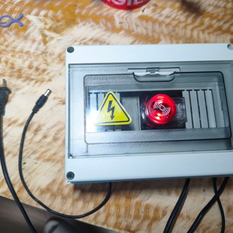 UPS BOX 12V 2A พร้อม Alarm แจ้งเตือนไฟดับ UPS สำรองไฟ แจ้งเตือนเมื่อไฟดับ