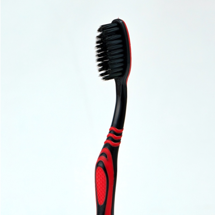 Freshly แพ็ค 12 ด้าม แปรงสีฟันชาร์โคล ยับยั้งเชื้อแบคทีเรีย ขนแปรงนุ่ม | Freshly Charcoal Soft Toothbrush | Freshly 888 - รูปที่ 3