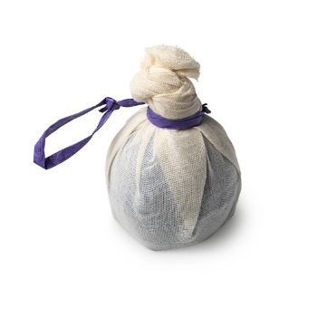 LUSH BATH BOMB บาธบอมบ์ สำหรับแช่น้ำ DEEP SLEEP BATH BOMB 200g บำรุงผิว ส่วนผสม คาโมมายล์ สดใหม่