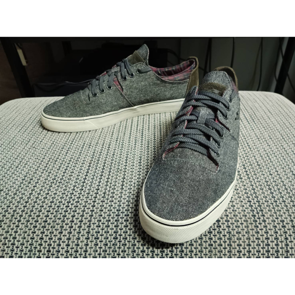 รองเท้า Creative Recreation us14 / 32cm